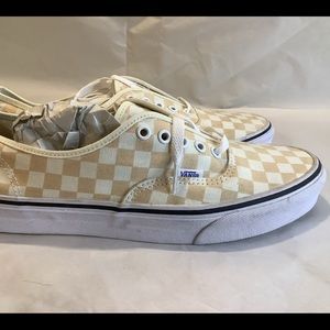 Mens size 11 vans checkered